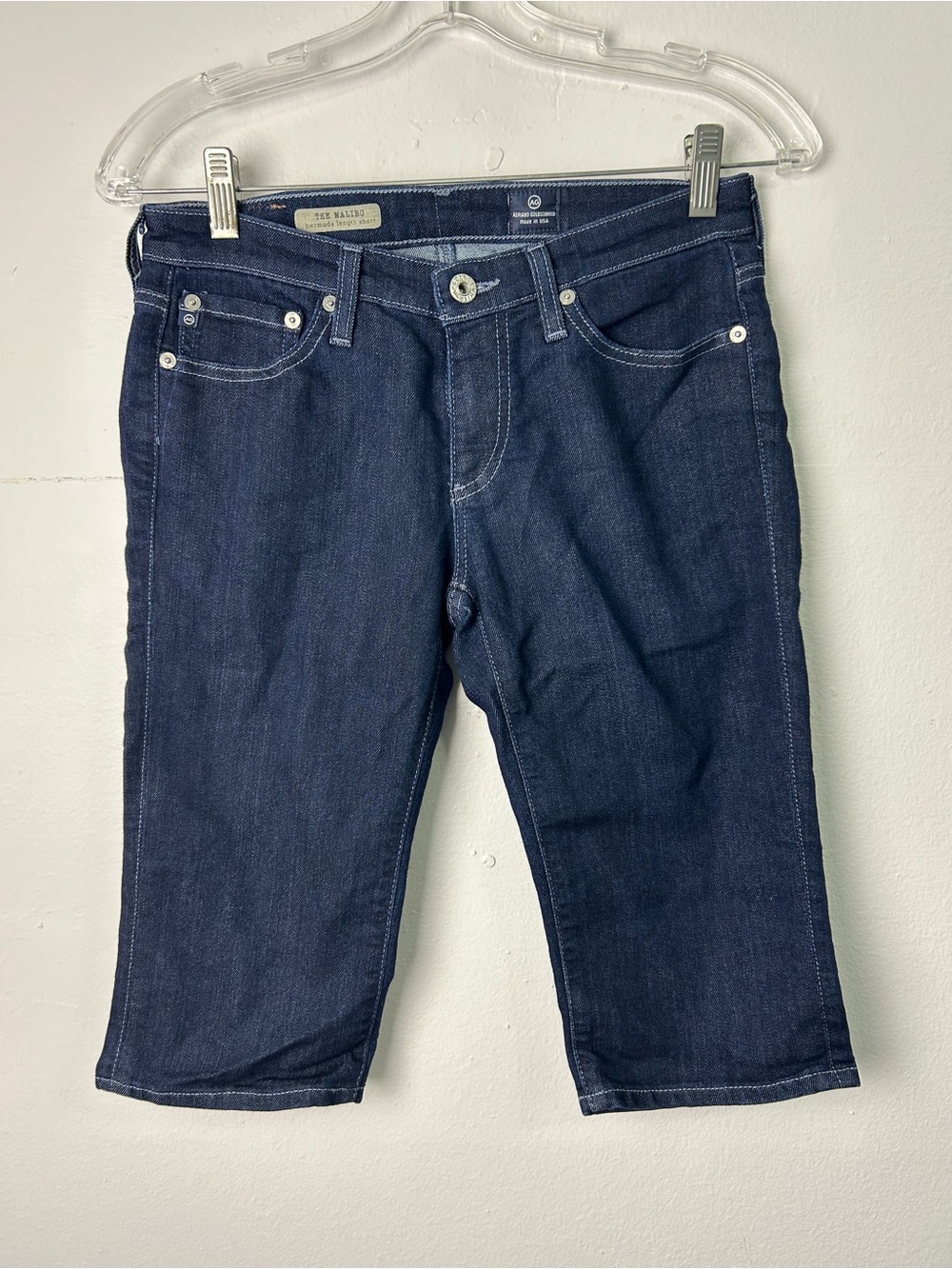 AG Adriano Goldschmied The Malibú Bermuda Length Short Capri Size 26 navy blue